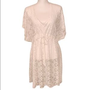 Becca 2X 20-22 White Lacy Swimsuit Coverup Beach Resort or Pool Wear